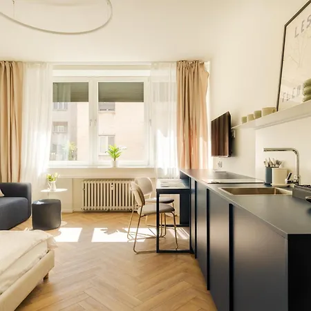 Loca By Ambiente Apartment