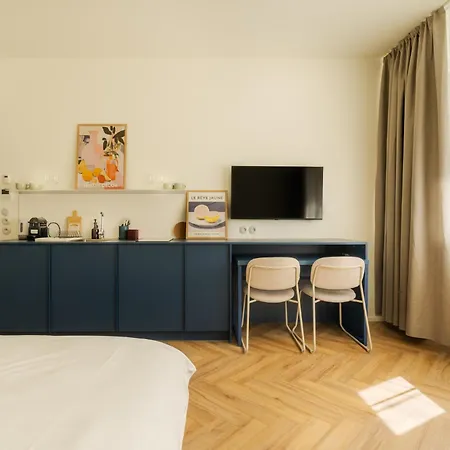Loca By Ambiente Apartment *